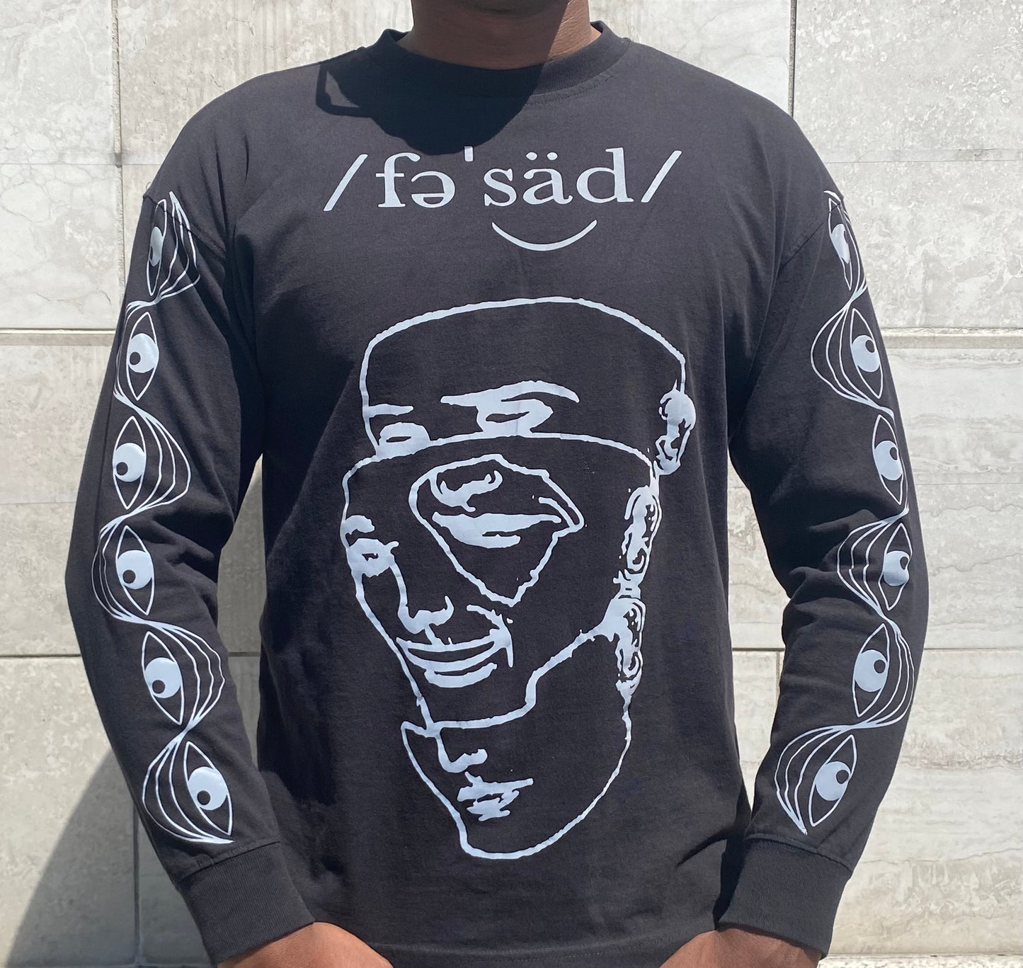 /fəˈsäd/ Reflective Connective Shirt